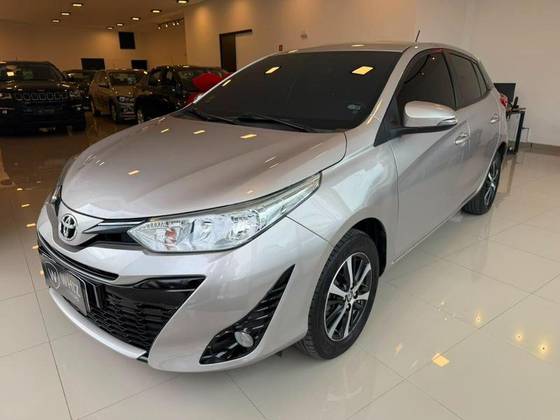 TOYOTA YARIS 1.5 16V FLEX XS MULTIDRIVE TOYOTA YARIS 1.5 16V FLEX XS MULTIDRIVE